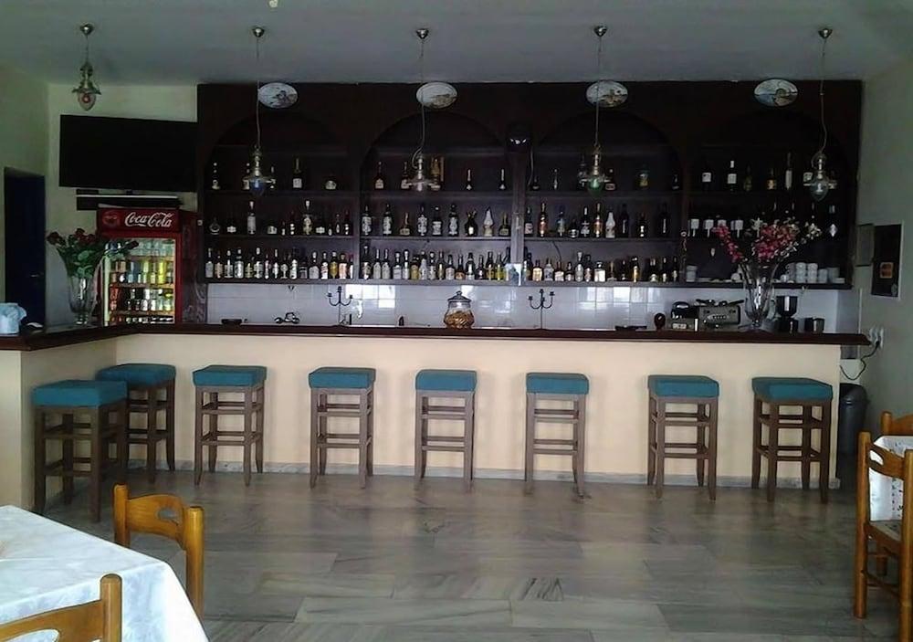 Hotel Petradi Хора Екстер'єр фото